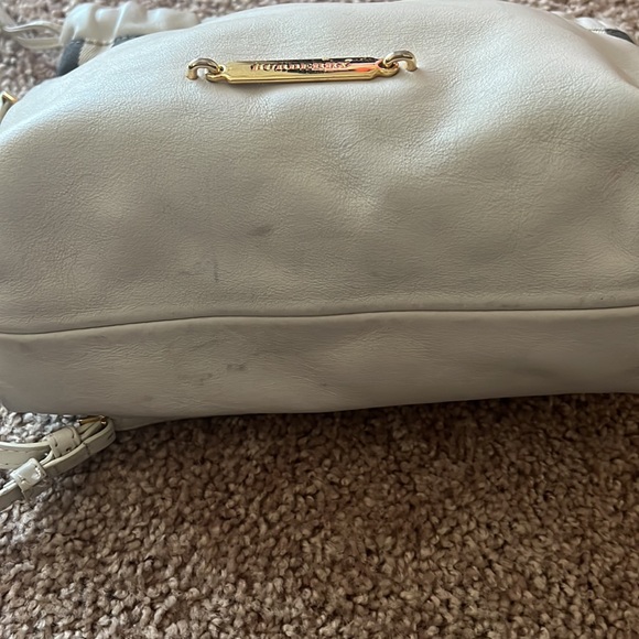 Authentic Burberry Messenger Bag - Picture 12 of 13